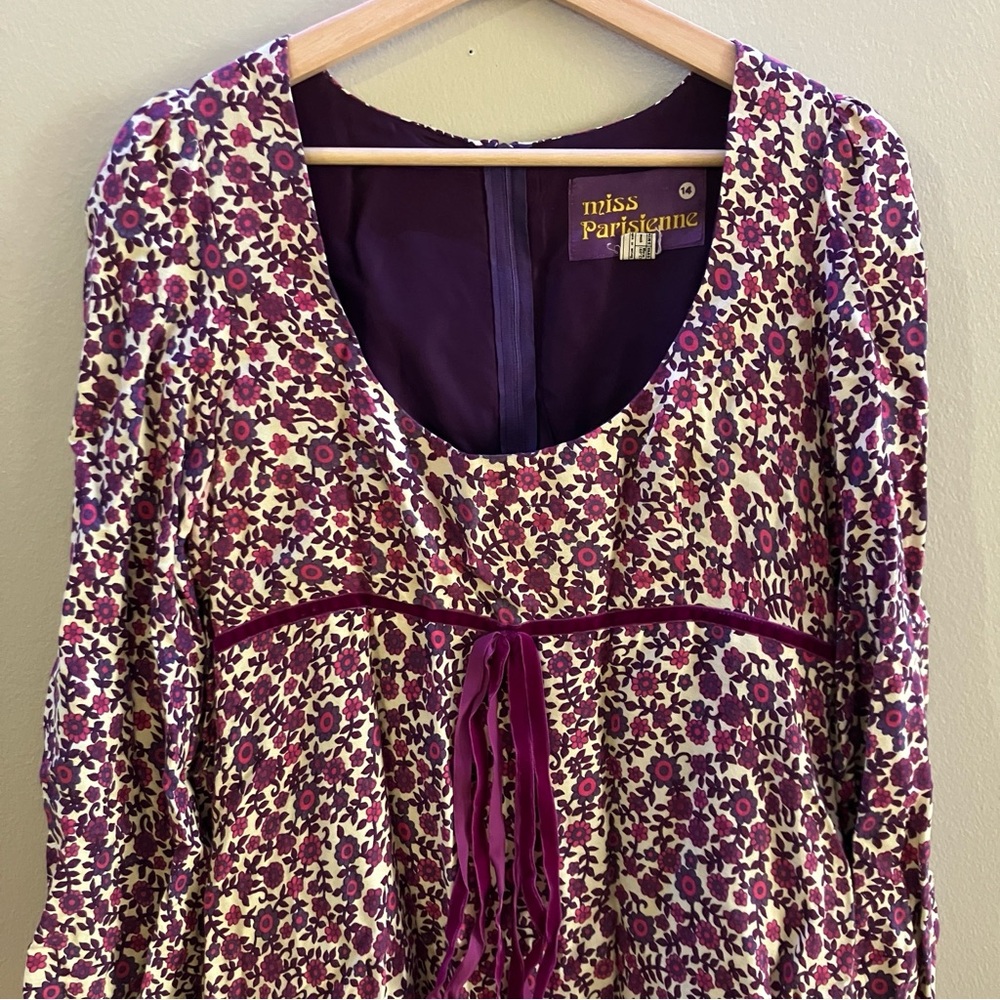 Miss Parisienne 70s Floral Dress with Purple Accents